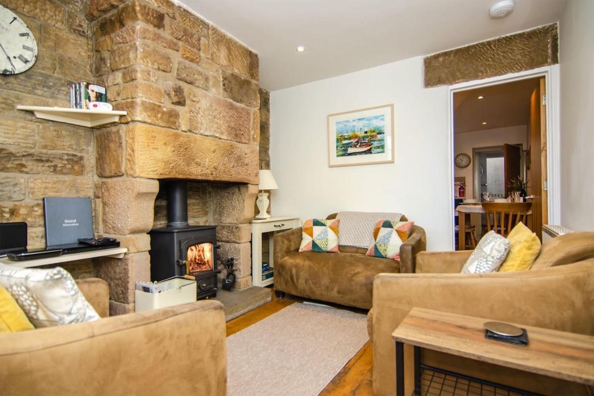 Pudding Cottage In Bakewell Exterior photo